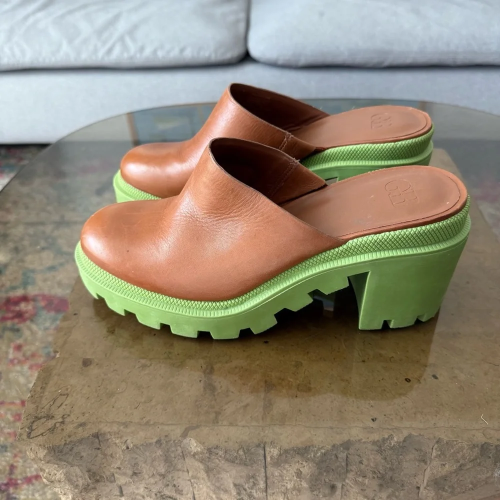 GB End Game Brown Leather Chunky Heel Clogs 7.5 - Picture 4 of 8